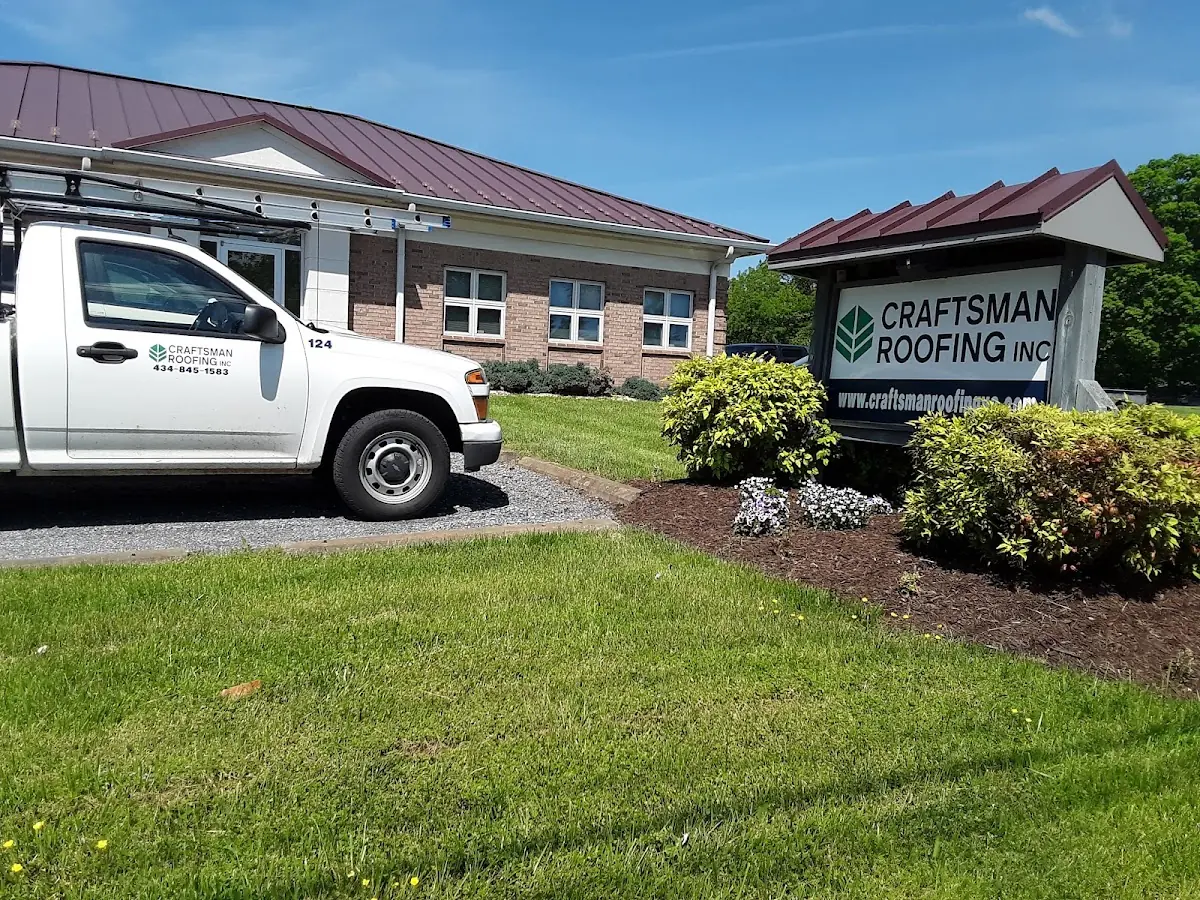 Quality Roof Replacement by experienced craftsmen in Asylum Hill